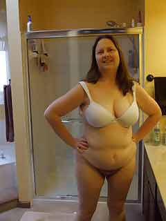 naked pics of girls in Spruce Pine